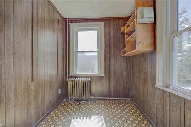 1512 Mathews TER, Portsmouth, VA 23704