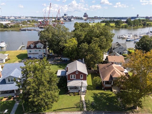 1512 Mathews TER, Portsmouth, VA 23704