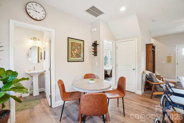 688 Dairy Street, Hendersonville, NC 28739