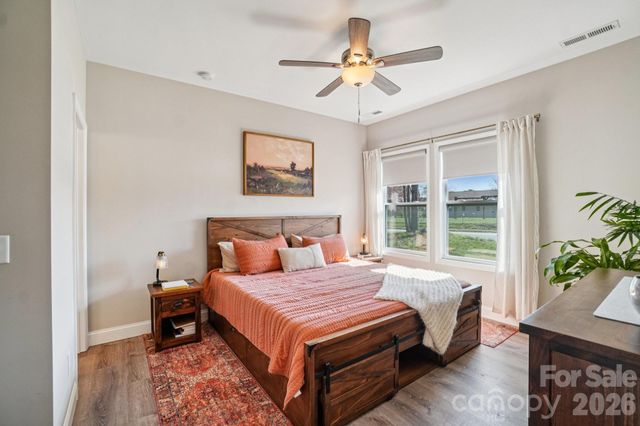 688 Dairy Street, Hendersonville, NC 28739