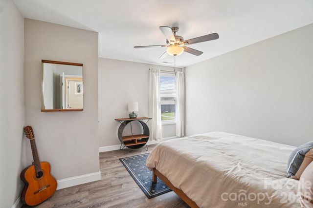 688 Dairy Street, Hendersonville, NC 28739