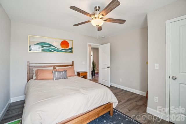 688 Dairy Street, Hendersonville, NC 28739