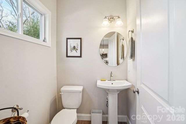 688 Dairy Street, Hendersonville, NC 28739