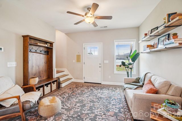 688 Dairy Street, Hendersonville, NC 28739