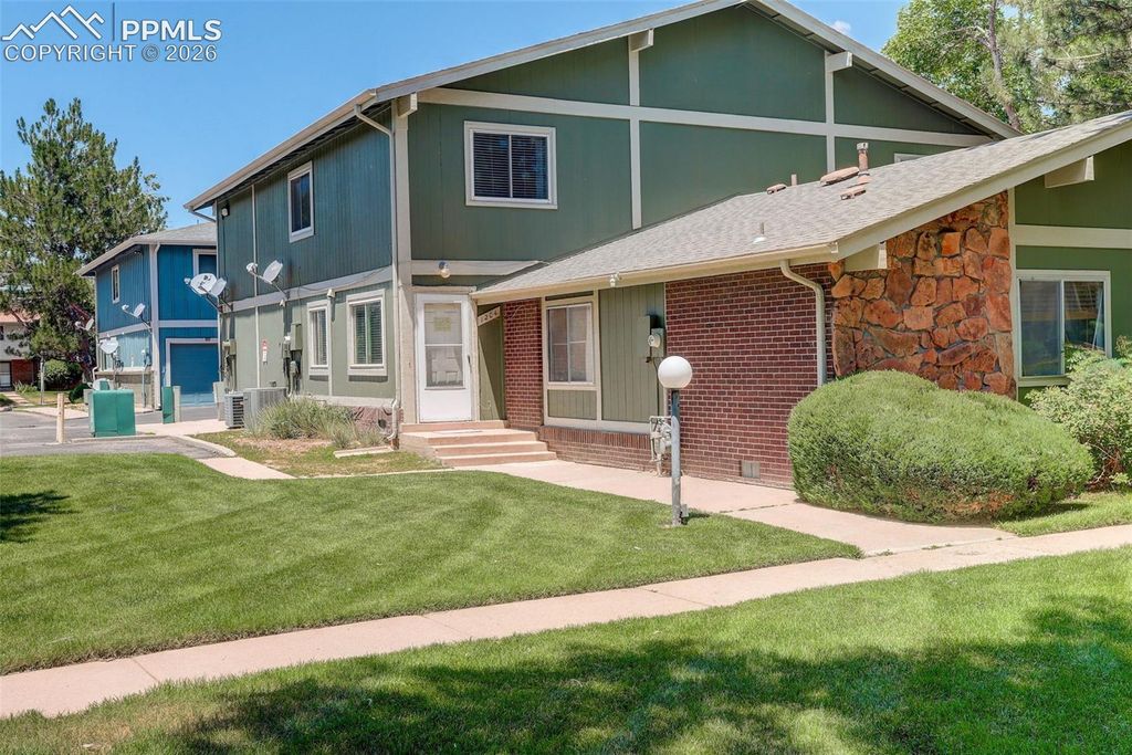 1204 S Uvalda Street, Aurora, CO 80012 — exterior