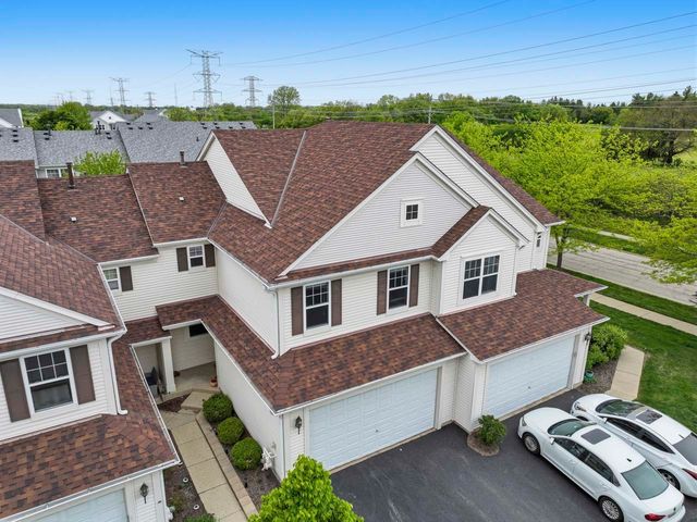 2890 Glacier Way B, Wauconda, IL 60084