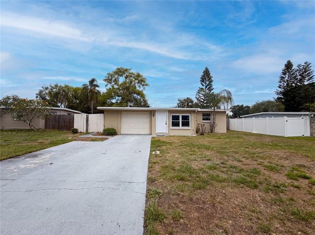10463 110TH AVENUE, Largo, FL 33773