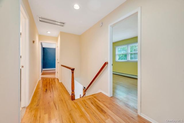 30 Fort Hill Road, Huntington, NY 11743