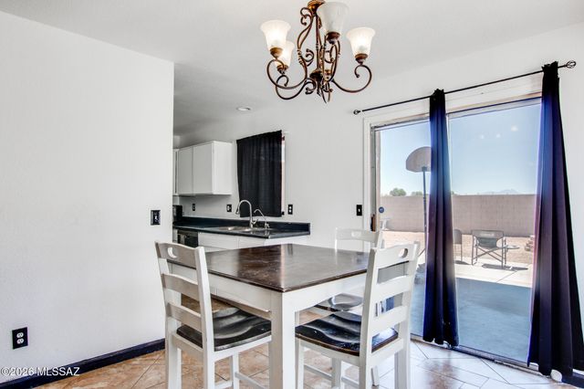 247 W Placita Casas Bonitas, Tucson, AZ 85706