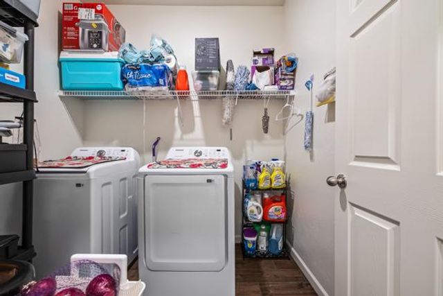 6552 E Huffman Avenue, Fresno, CA 93727