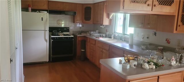 6359 Balsam Drive, Amherst, OH 44001