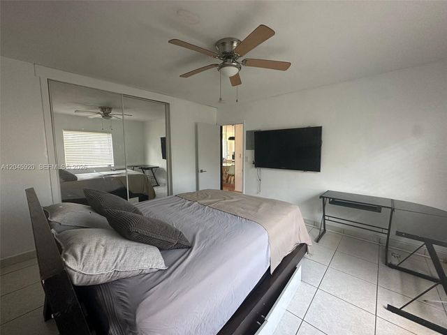8101 Abbott Avenue 17, Miami Beach, FL 33141