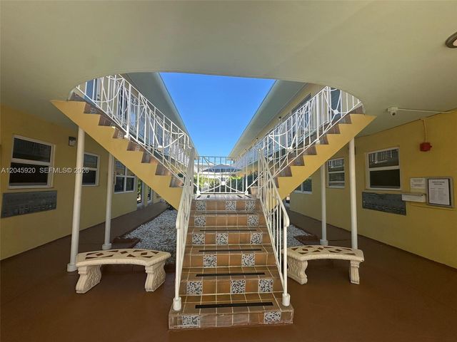 8101 Abbott Avenue 17, Miami Beach, FL 33141