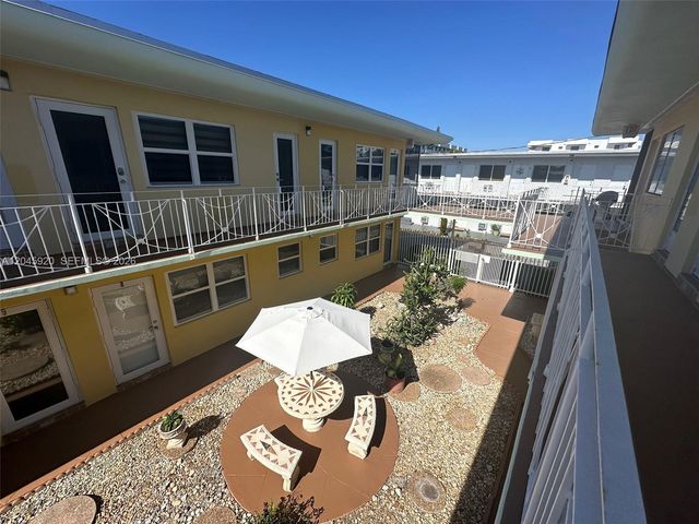 8101 Abbott Avenue 17, Miami Beach, FL 33141