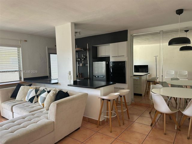 8101 Abbott Avenue 17, Miami Beach, FL 33141