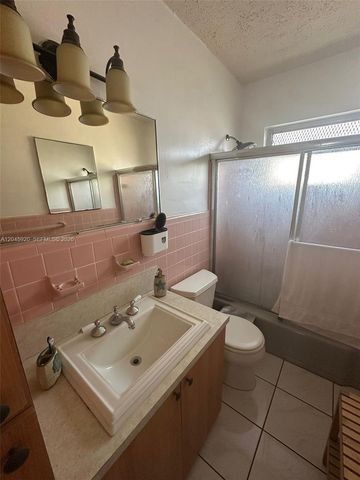 8101 Abbott Avenue 17, Miami Beach, FL 33141