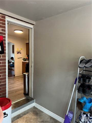 1424 Senior Dr, Baldwin Boro, PA 15227