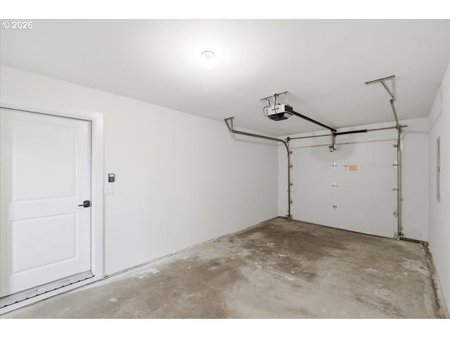 1453 45TH Ave, Sweet Home, OR 97386