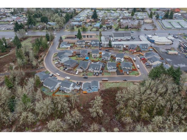 1453 45TH Ave, Sweet Home, OR 97386