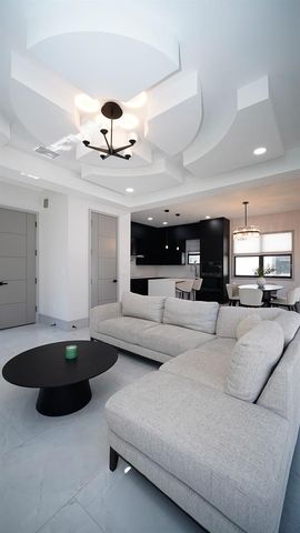 3201 W NASSAU STREET, Tampa, FL 33607