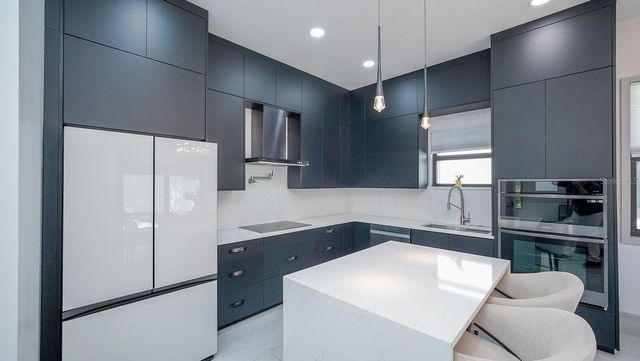 3201 W NASSAU STREET, Tampa, FL 33607