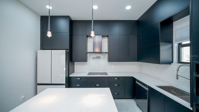 3201 W NASSAU STREET, Tampa, FL 33607