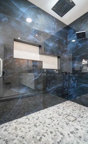 3201 W NASSAU STREET, Tampa, FL 33607