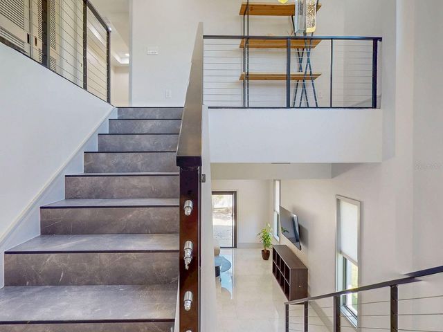 3201 W NASSAU STREET, Tampa, FL 33607