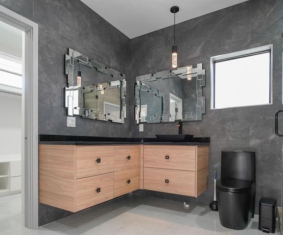 3201 W NASSAU STREET, Tampa, FL 33607