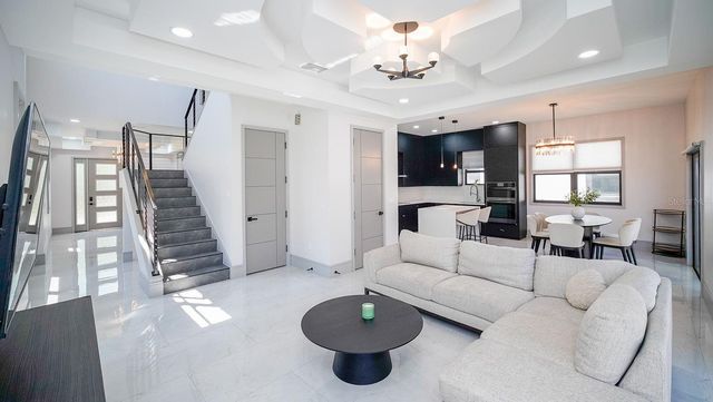 3201 W NASSAU STREET, Tampa, FL 33607