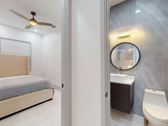 3201 W NASSAU STREET, Tampa, FL 33607