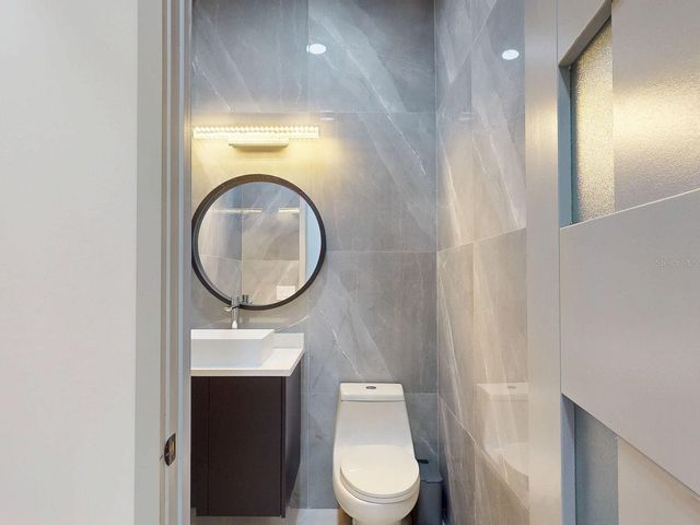 3201 W NASSAU STREET, Tampa, FL 33607