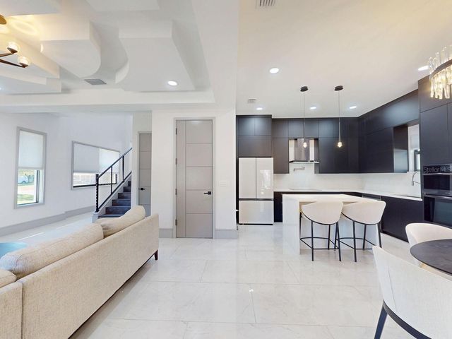 3201 W NASSAU STREET, Tampa, FL 33607