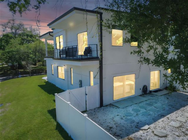 3201 W NASSAU STREET, Tampa, FL 33607