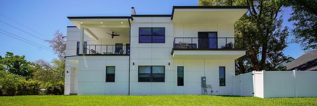 3201 W NASSAU STREET, Tampa, FL 33607