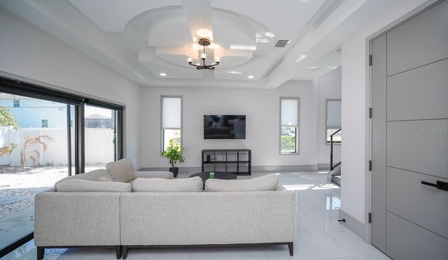 3201 W NASSAU STREET, Tampa, FL 33607