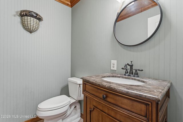 7090 Meadow Dale Street, Bay Saint Louis, MS 39520