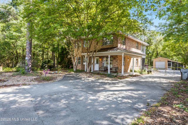 7090 Meadow Dale Street, Bay Saint Louis, MS 39520
