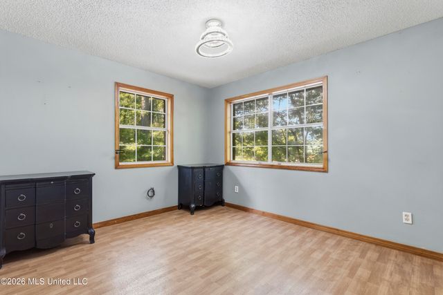7090 Meadow Dale Street, Bay Saint Louis, MS 39520
