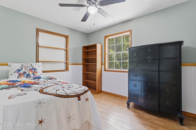 7090 Meadow Dale Street, Bay Saint Louis, MS 39520