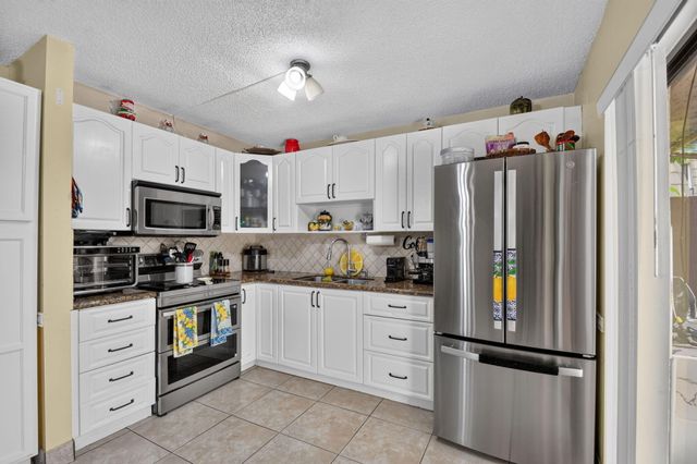1610 Forest Lakes Circle B, West Palm Beach, FL 33406