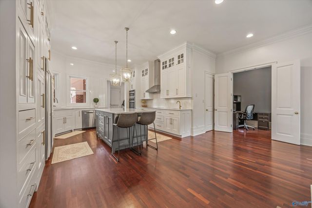 1627 Lake Cove Drive SW, Decatur, AL 35603