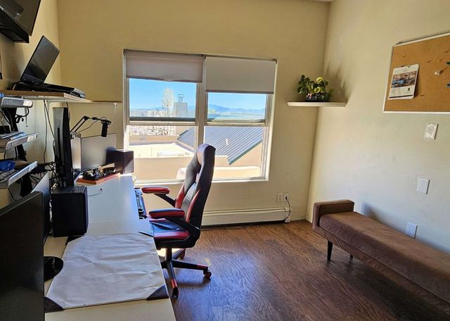 4313 Vuelta Colorada, Santa Fe, NM 87507