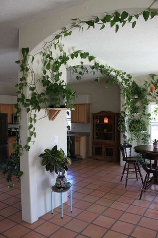 4313 Vuelta Colorada, Santa Fe, NM 87507