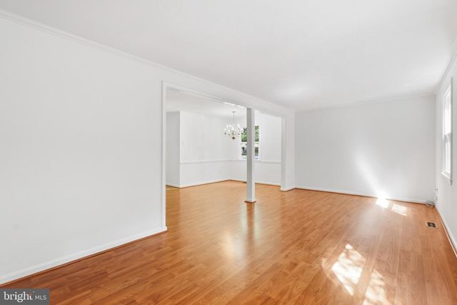 2915 ELLENWOOD DR, Fairfax, VA 22031