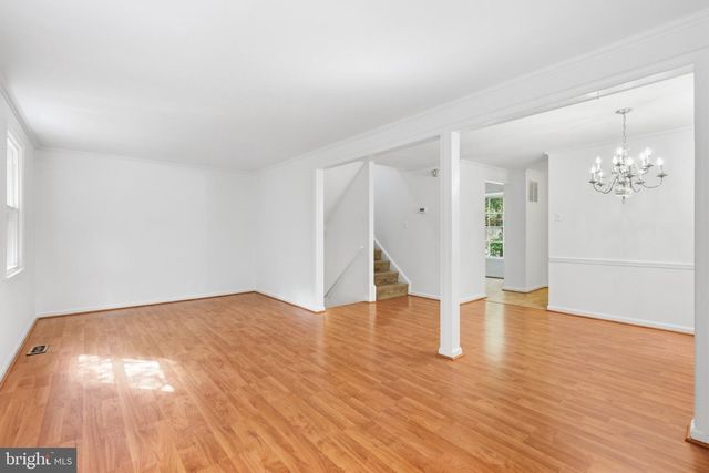 2915 ELLENWOOD DR, Fairfax, VA 22031