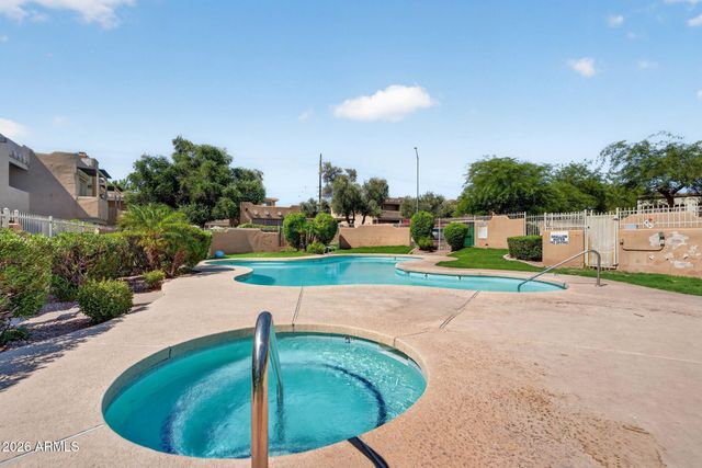 1425 E DESERT COVE Avenue 3, Phoenix, AZ 85020
