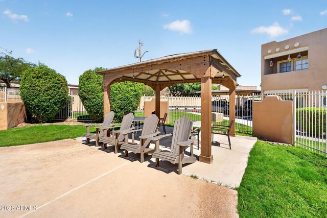 1425 E DESERT COVE Avenue 3, Phoenix, AZ 85020