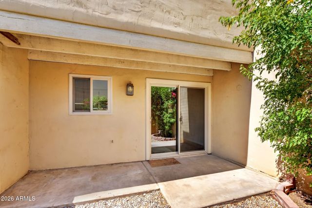 1425 E DESERT COVE Avenue 3, Phoenix, AZ 85020