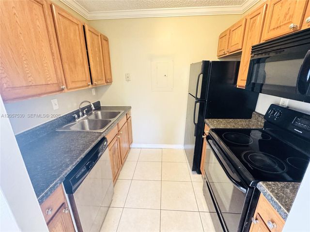 1141 Lake Victoria Dr E, West Palm Beach, FL 33411